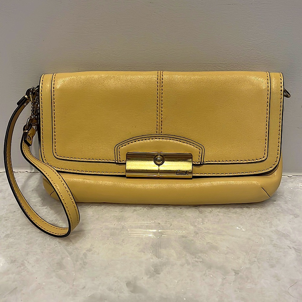 Coach leather wristlet
